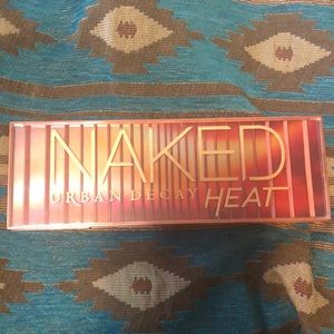 Urban decay heat palette